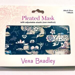 Vera Bradley Pleated Mask in Blue and White